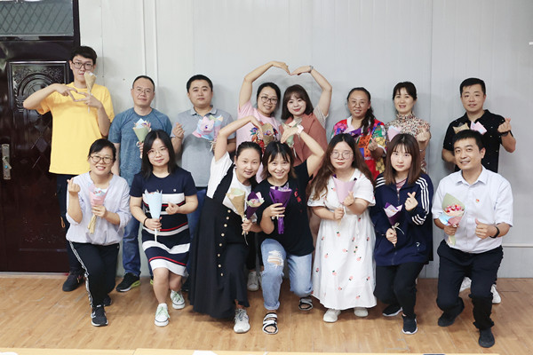 共話七夕節(jié) 牢記家國情 ——公司第一、二、三黨支部開展聯(lián)學聯(lián)建主題黨日活動