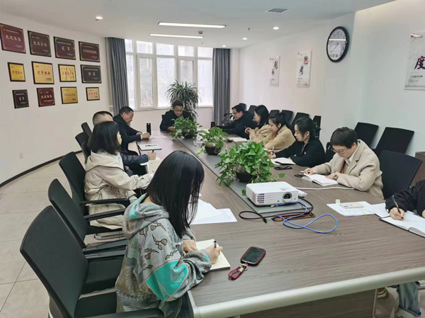 1712713955560163.jpg 置業(yè)黨支部(1)_副本.jpg